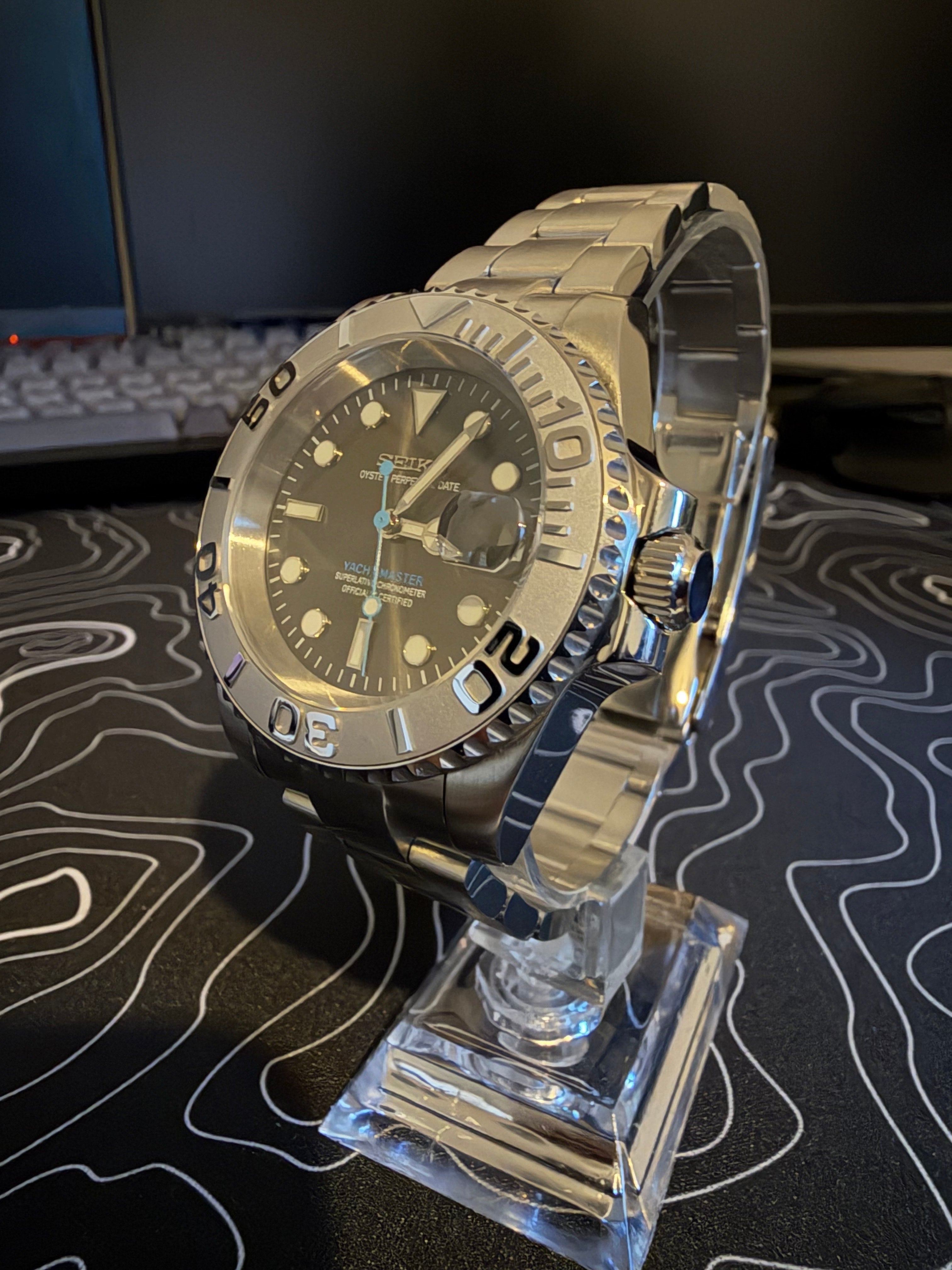 Yatchmaster Mod - Stone Grey